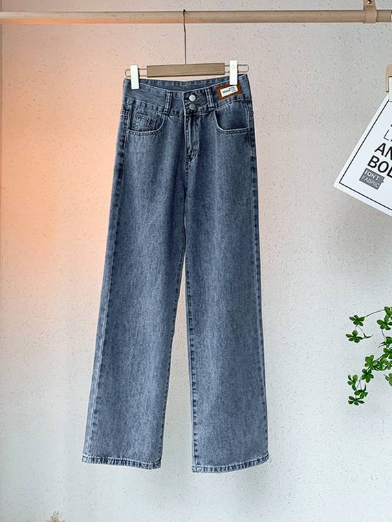 women-jeans
-Patched-Straight-Leg-Jeans-1266