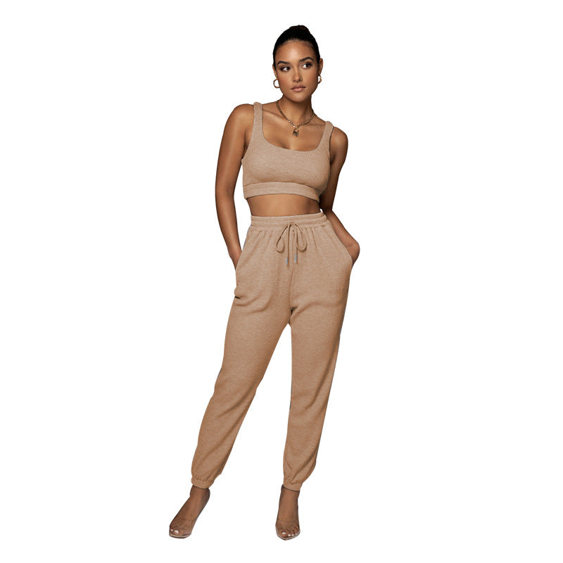 Polyester Sleeveless Scoop Crop Top And Jogger Pants