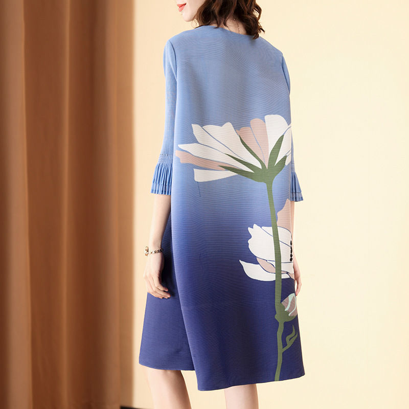 Polyester Round Neck 3/4 Sleeves loose fit Pleated Dress